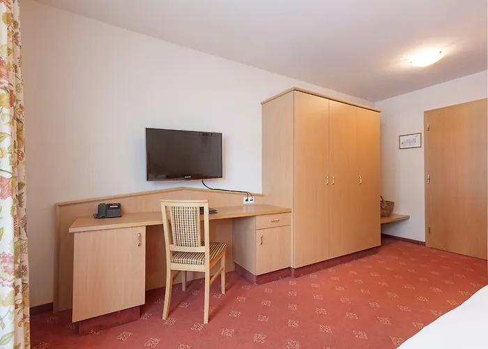 Andreas Hofer Szálloda Mandarfen