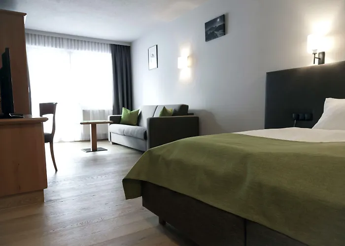 Andreas Hofer 3* ماندارفين